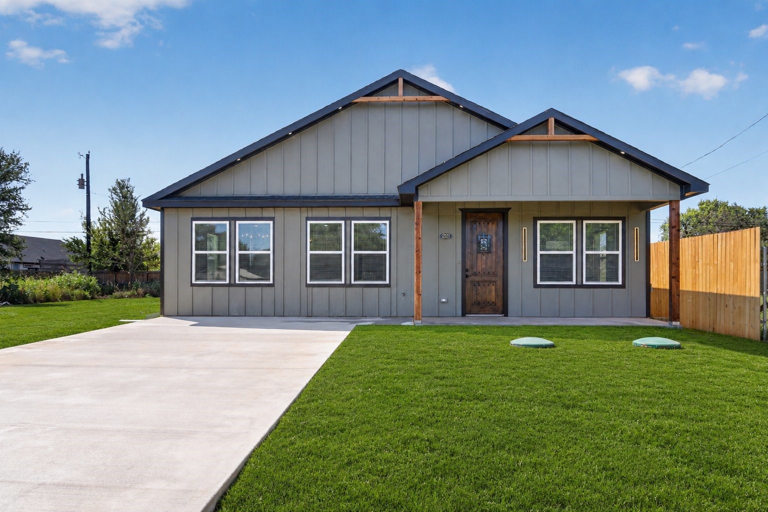 2921 Blackjack Lane Granbury TX 76048