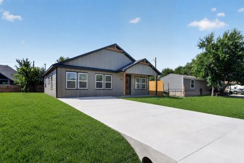 2921 Blackjack Lane Granbury TX 76048