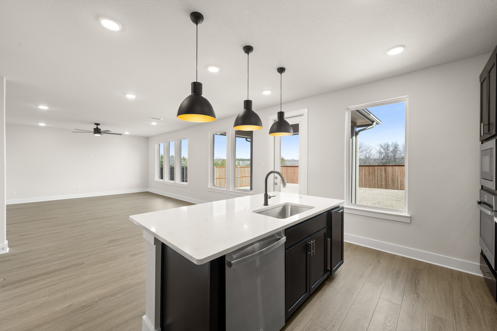 2216 Shady Elm Road Midlothian TX 76065