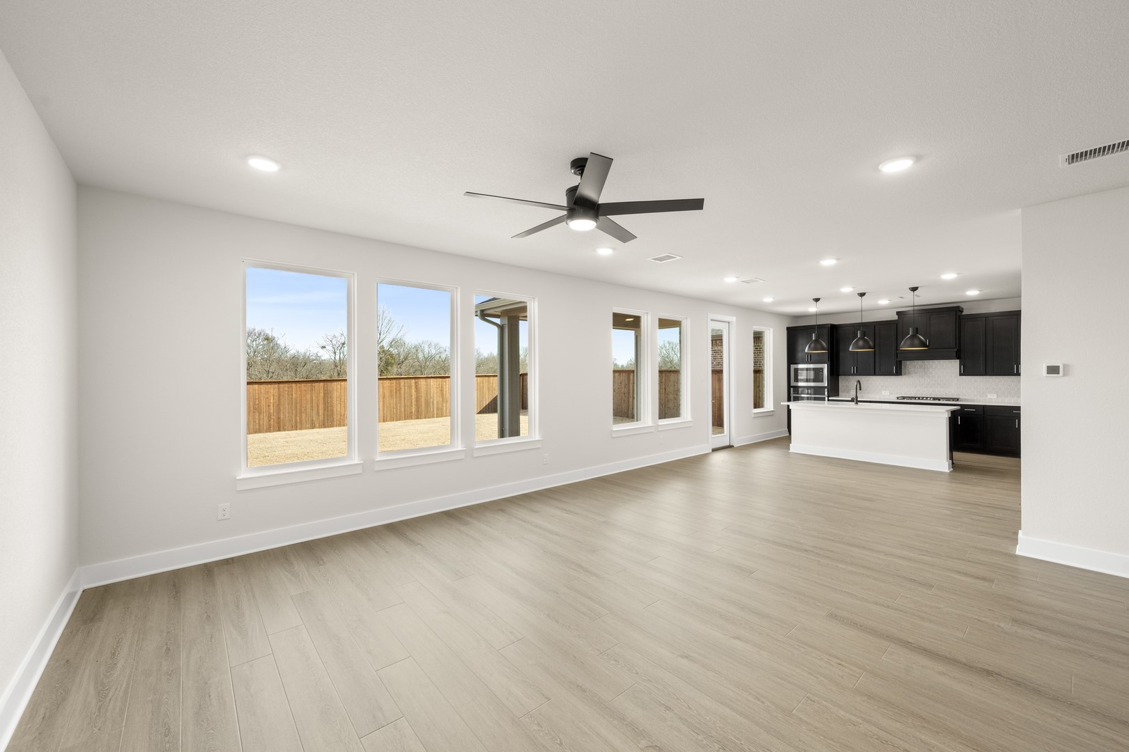 2216 Shady Elm Road Midlothian TX 76065