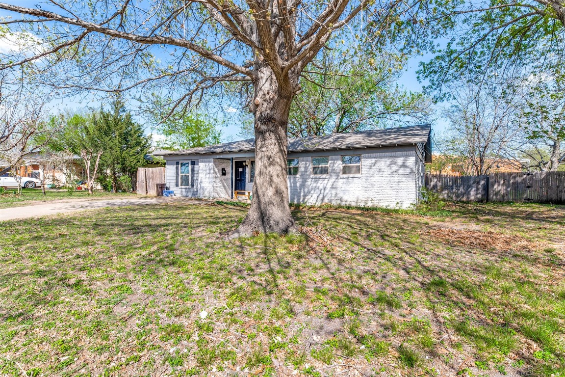3704 Aurora Street Haltom City TX 76117