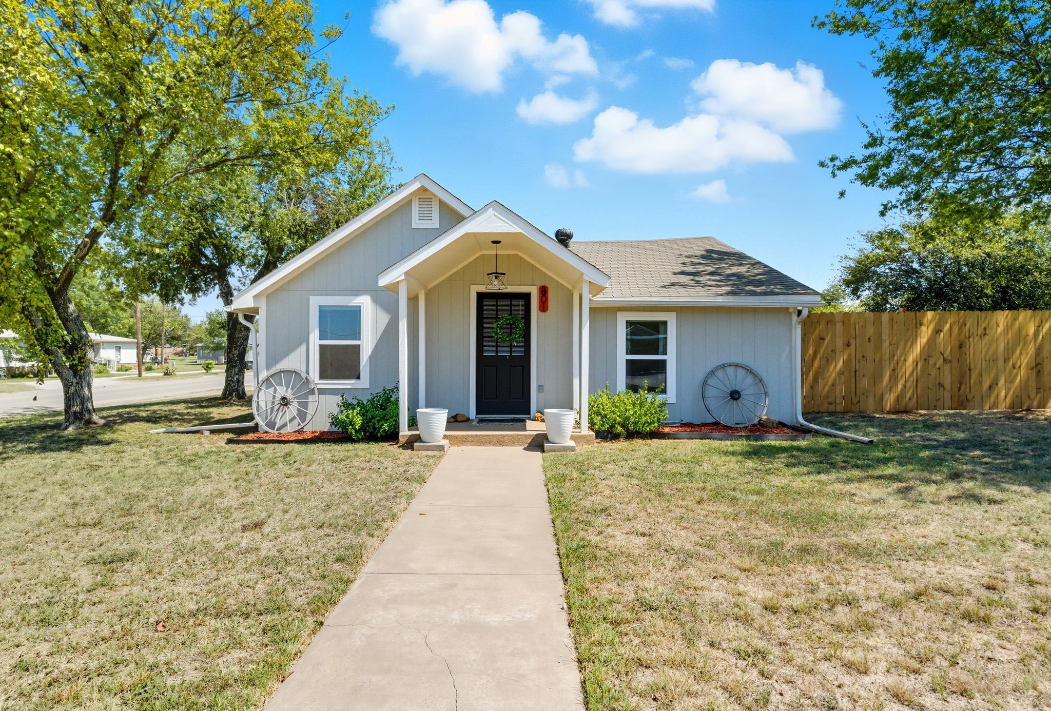 801 Carolina Street Graham TX 76450