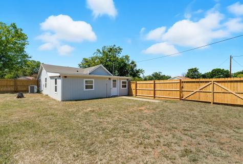 801 Carolina Street Graham TX 76450
