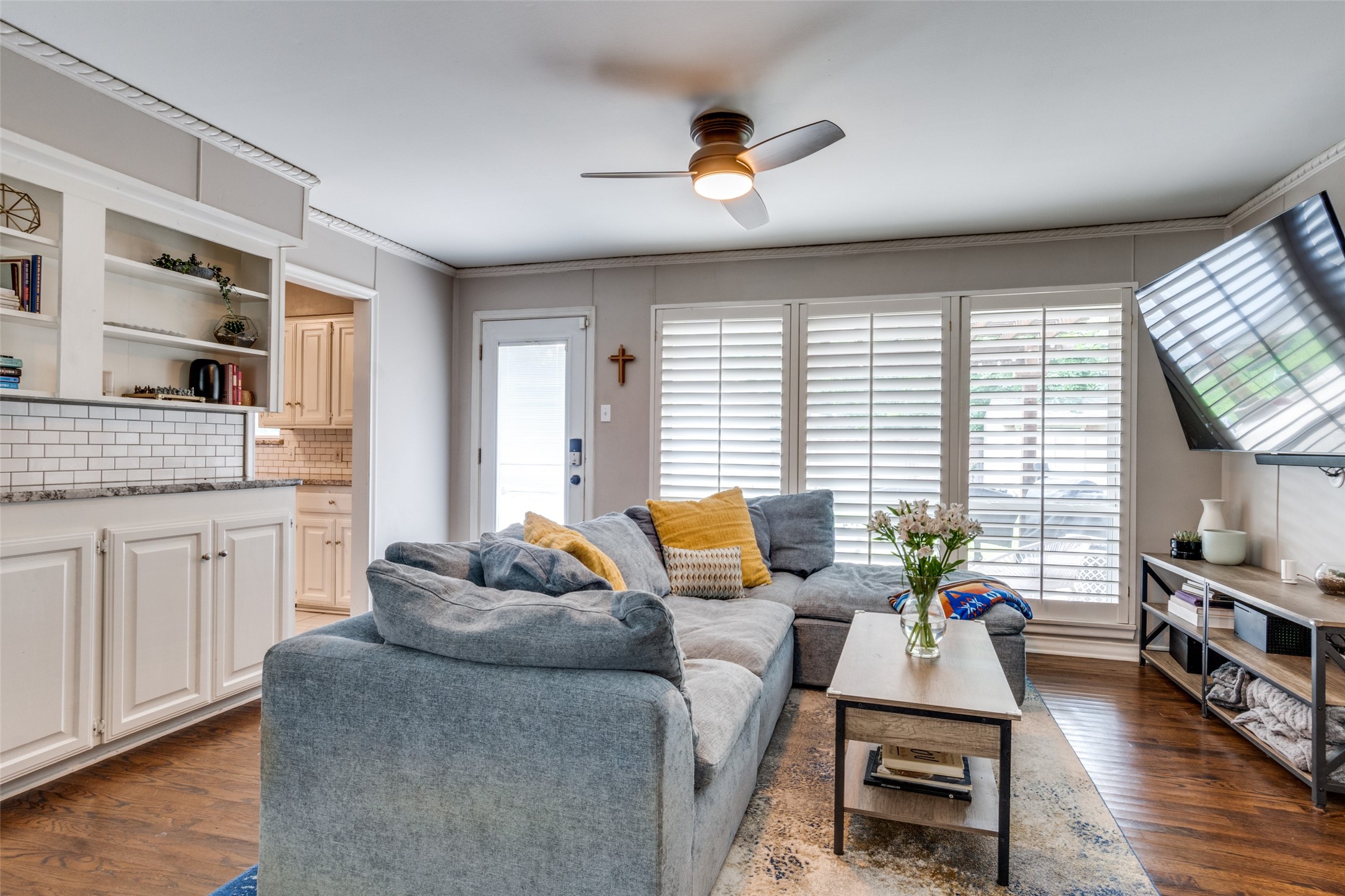 6837 Trammel Drive Dallas TX 75214