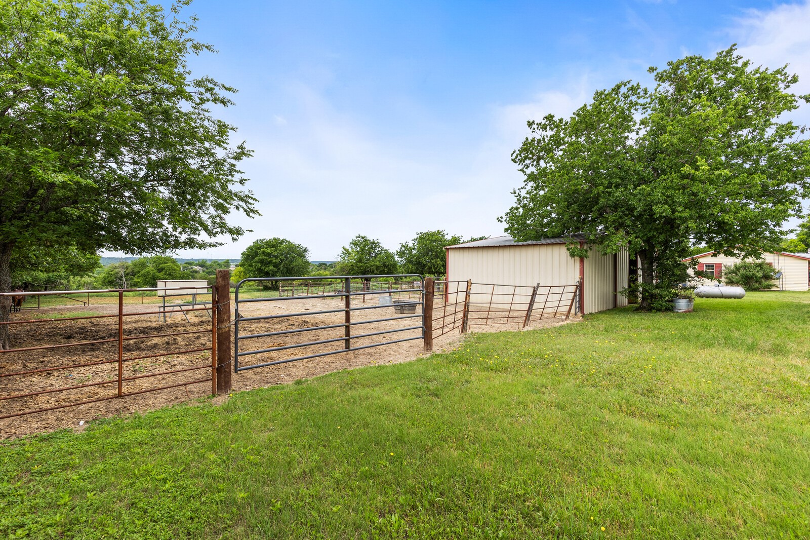 418 S Broadway Street Meridian TX 76665