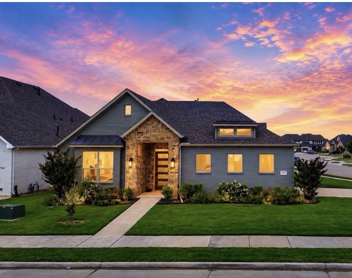 2402 Amesbury Drive Midlothian TX 76065