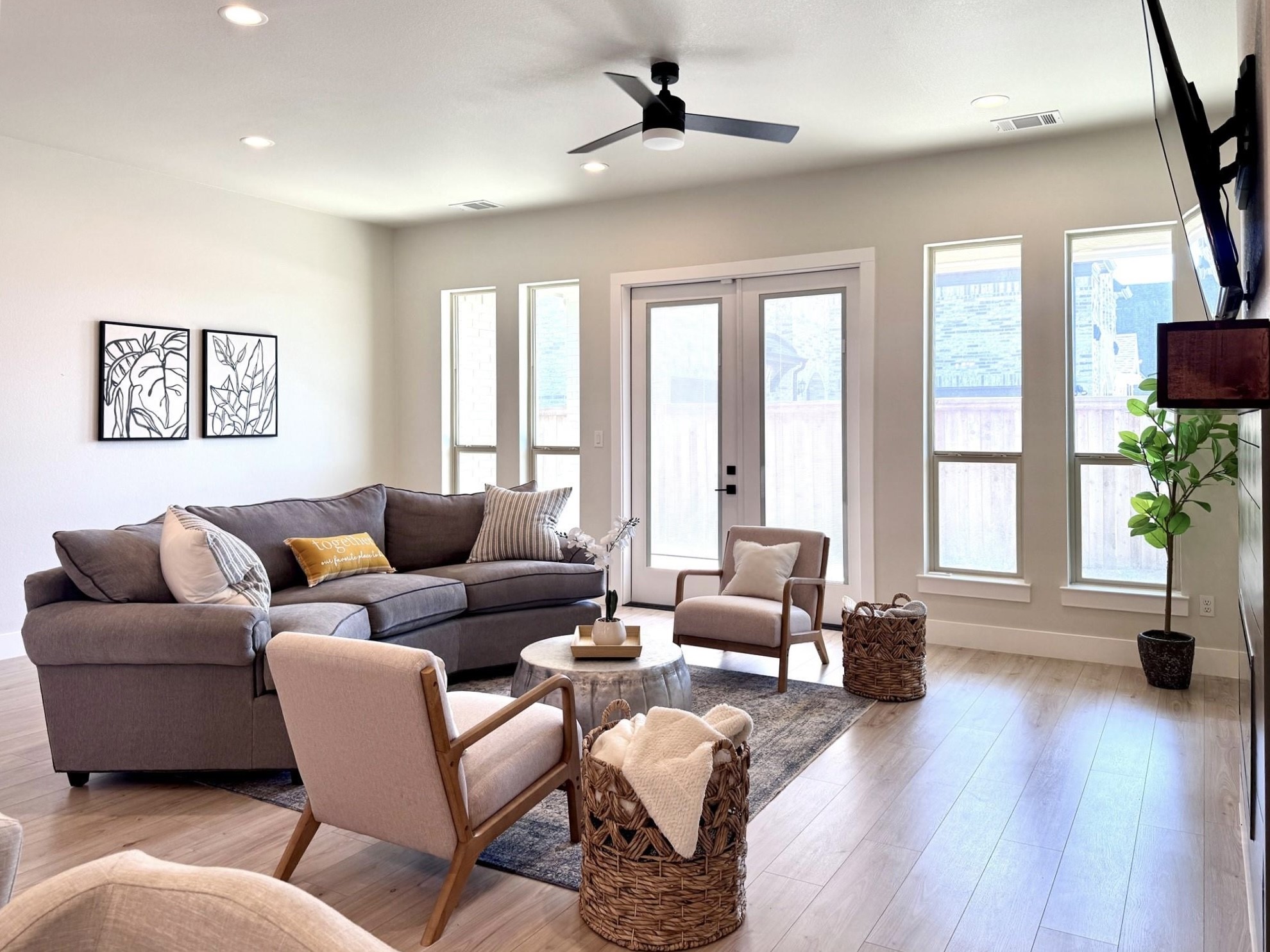 2402 Amesbury Drive Midlothian TX 76065