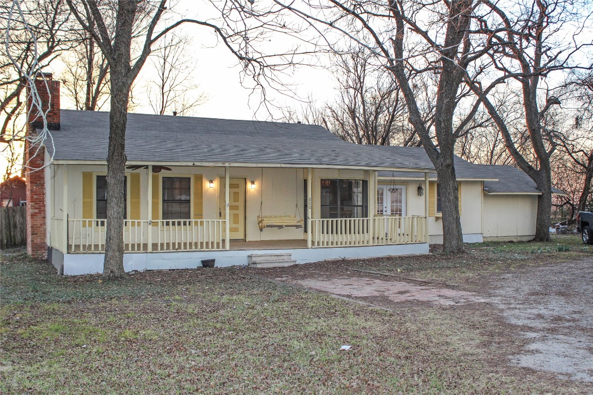 800 NW 2nd Street Hubbard TX 76648