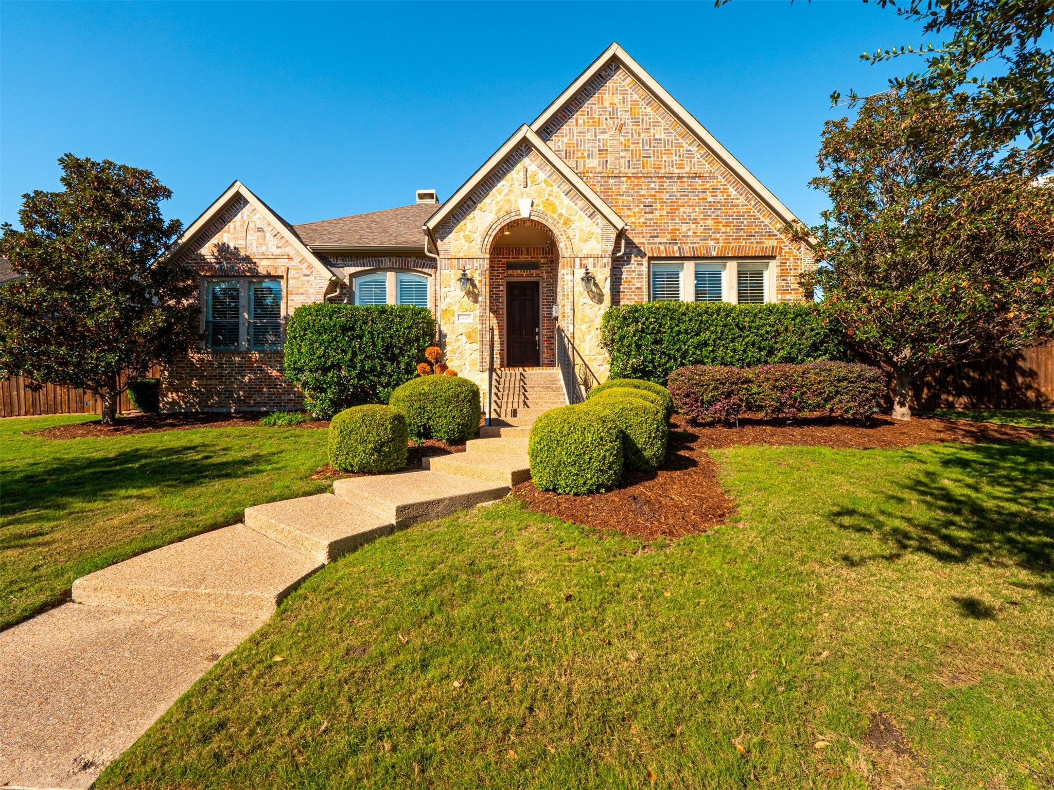 2449 Sir Lovel Lane Lewisville TX 75056