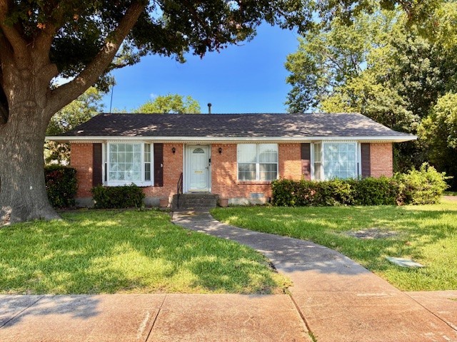 208 S Grove Road Richardson TX 75081