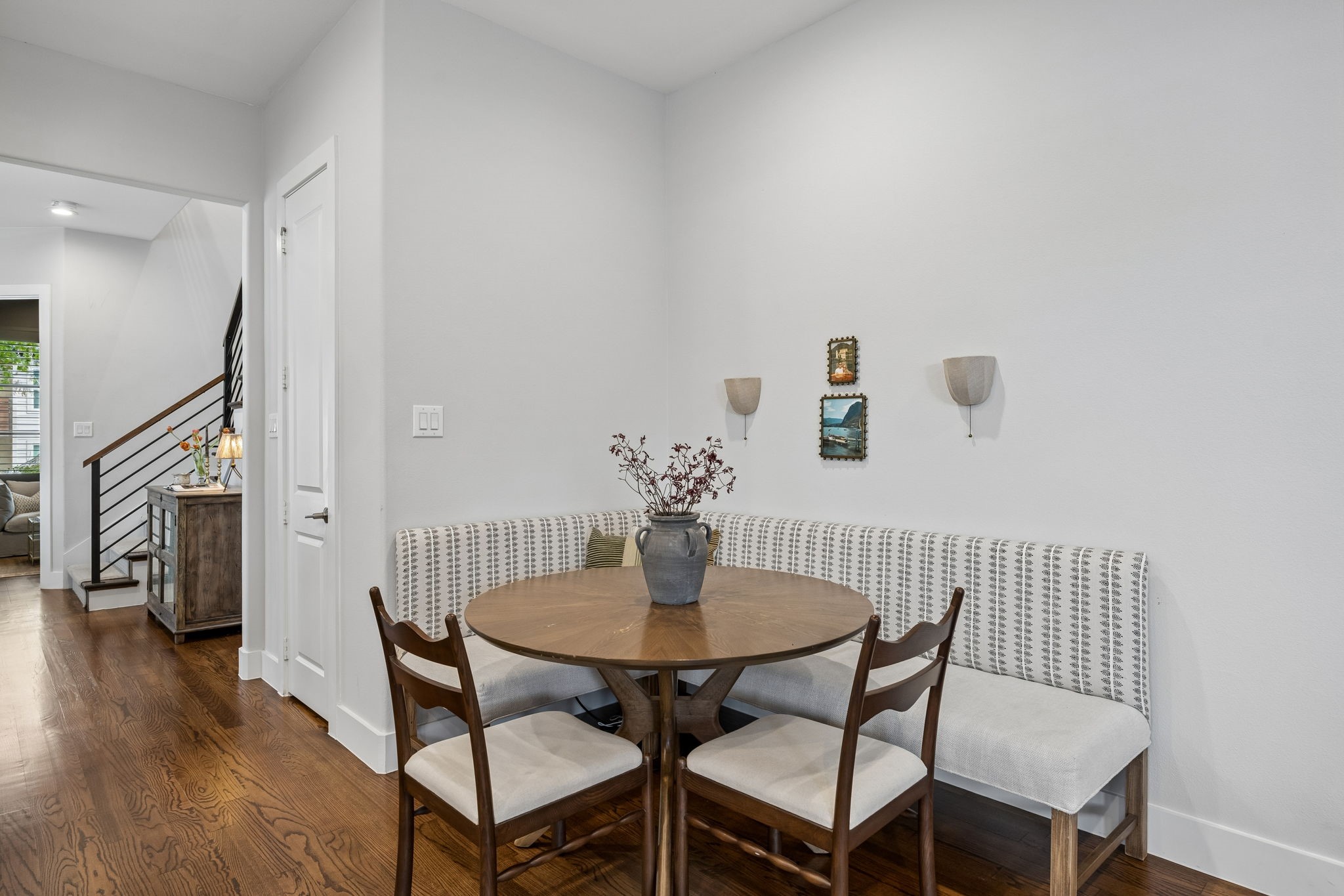 5432 Martel Avenue Dallas TX 75206