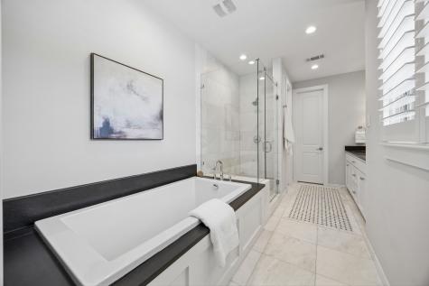 5432 Martel Avenue Dallas TX 75206