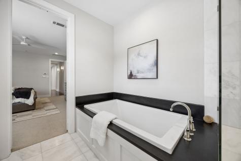 5432 Martel Avenue Dallas TX 75206