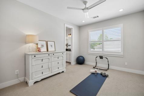 5432 Martel Avenue Dallas TX 75206