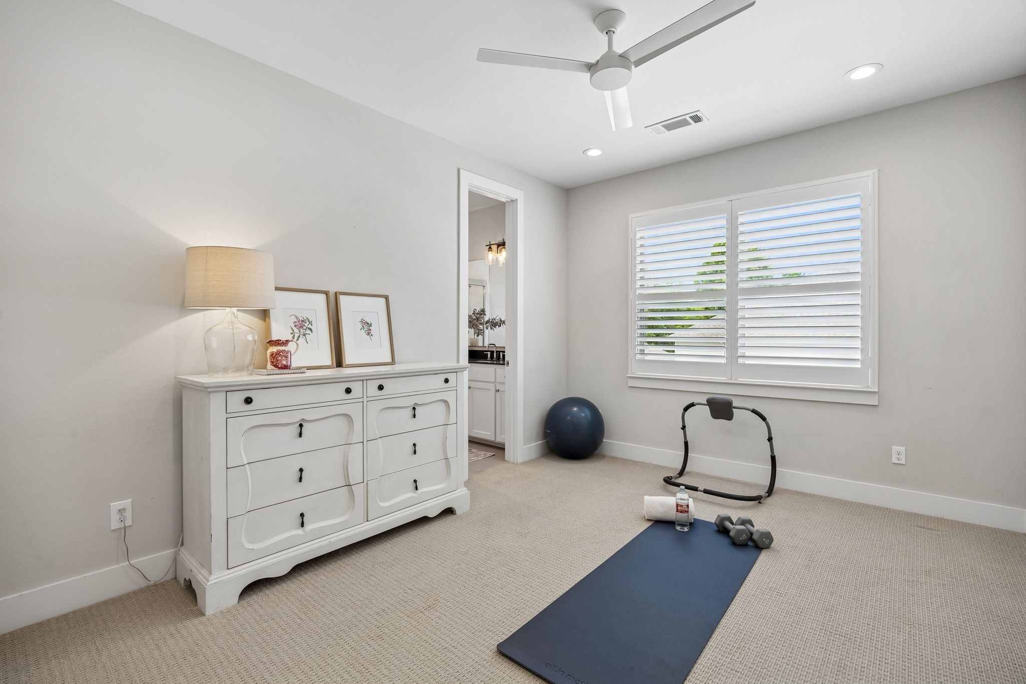 5432 Martel Avenue Dallas TX 75206