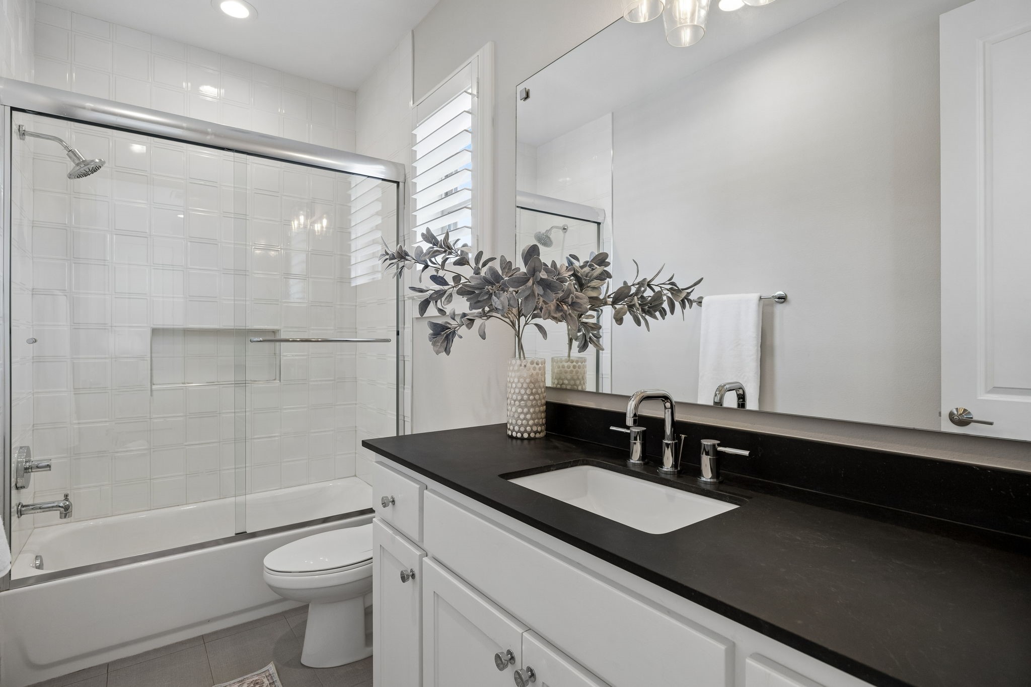 5432 Martel Avenue Dallas TX 75206