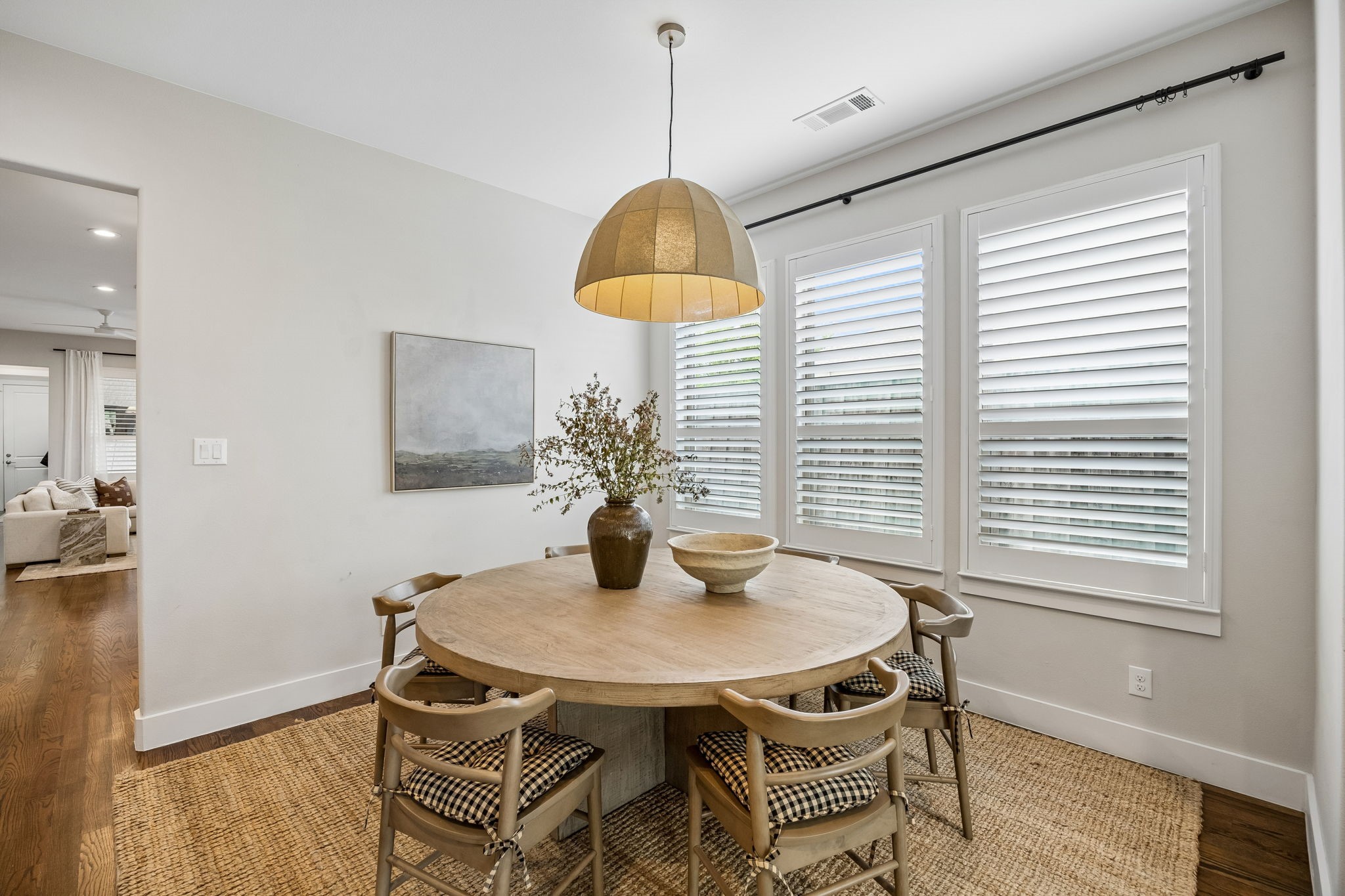 5432 Martel Avenue Dallas TX 75206