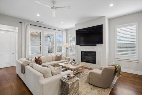 5432 Martel Avenue Dallas TX 75206