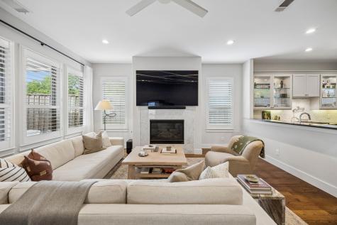 5432 Martel Avenue Dallas TX 75206