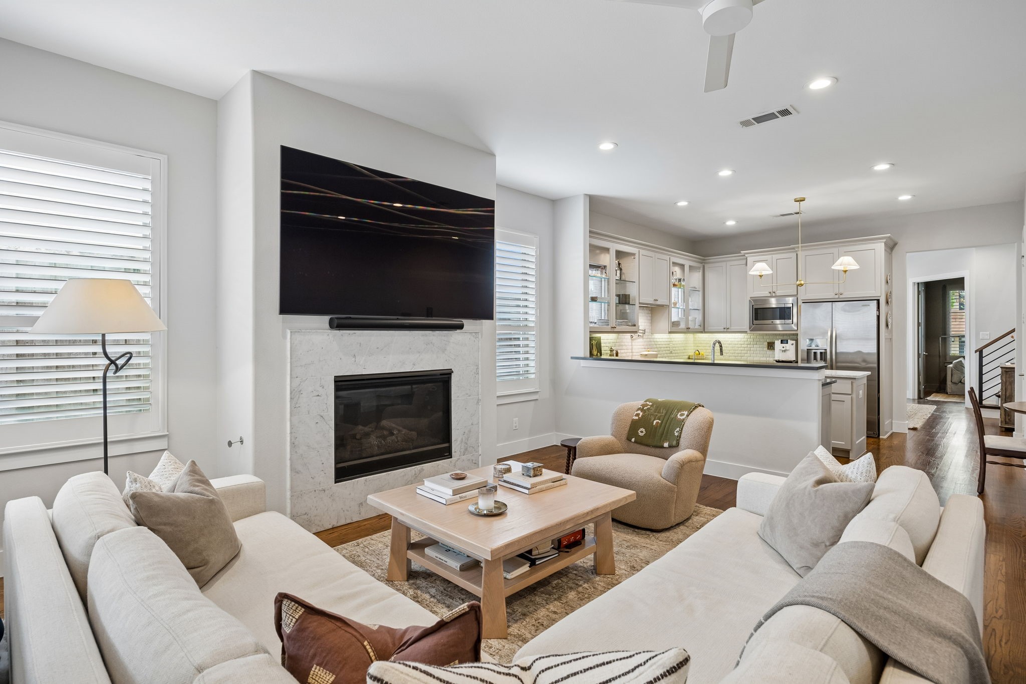 5432 Martel Avenue Dallas TX 75206