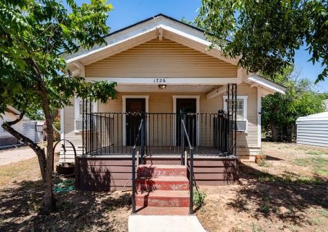 1726 Avenue J Anson TX 79501