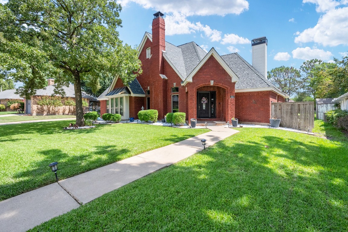 1304 Fairfax Drive Mansfield TX 76063
