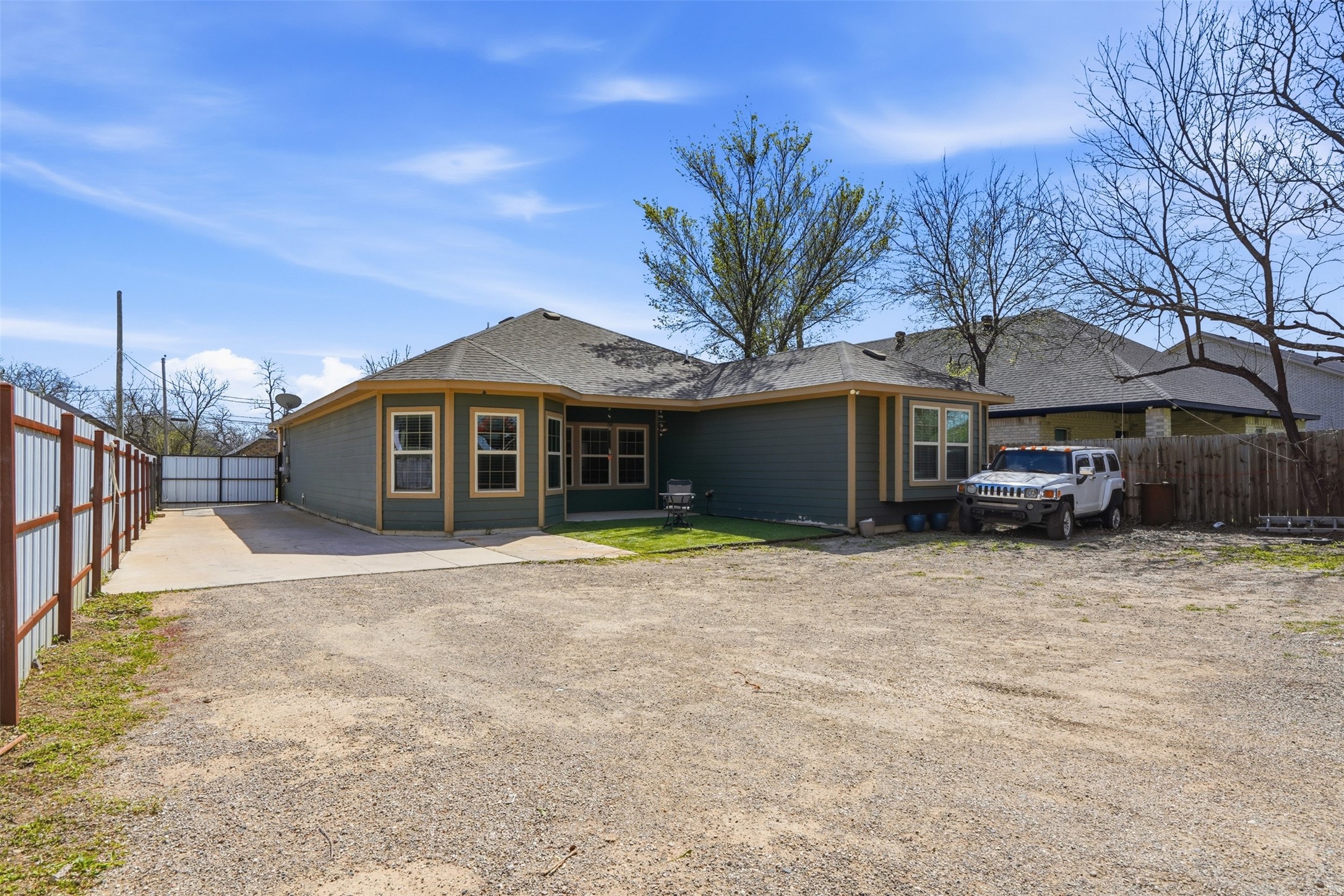 3021 Springview Avenue Dallas TX 75216