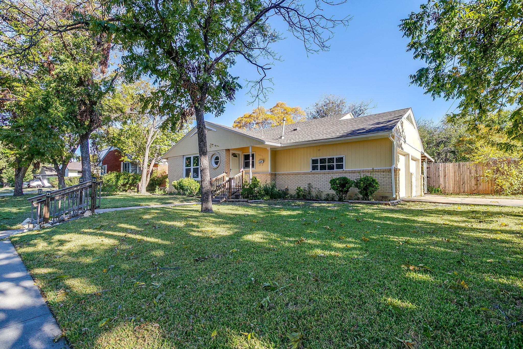 3973 W Spurgeon Street Fort Worth TX 76133