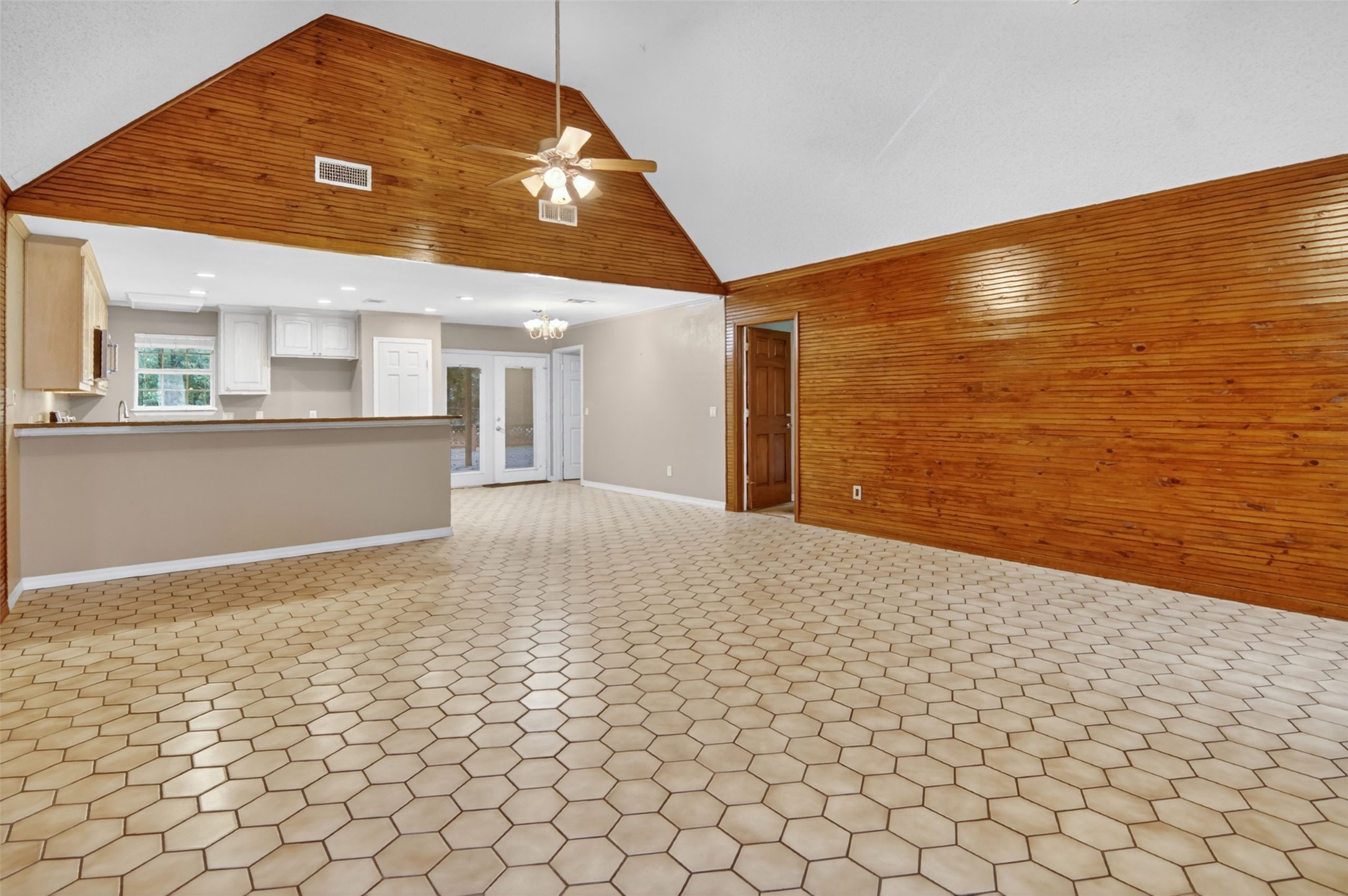 187 County Road 1997 Yantis TX 75497