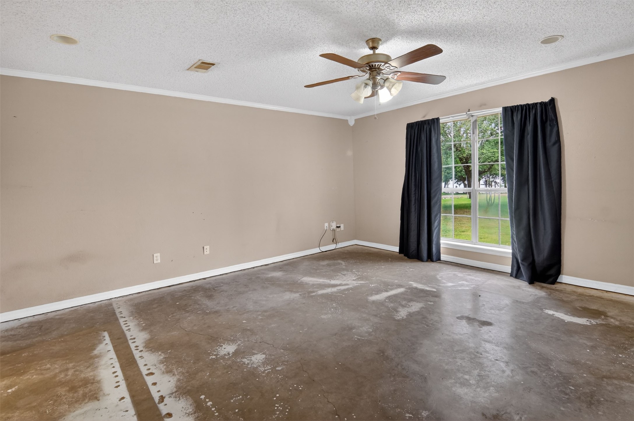 187 County Road 1997 Yantis TX 75497