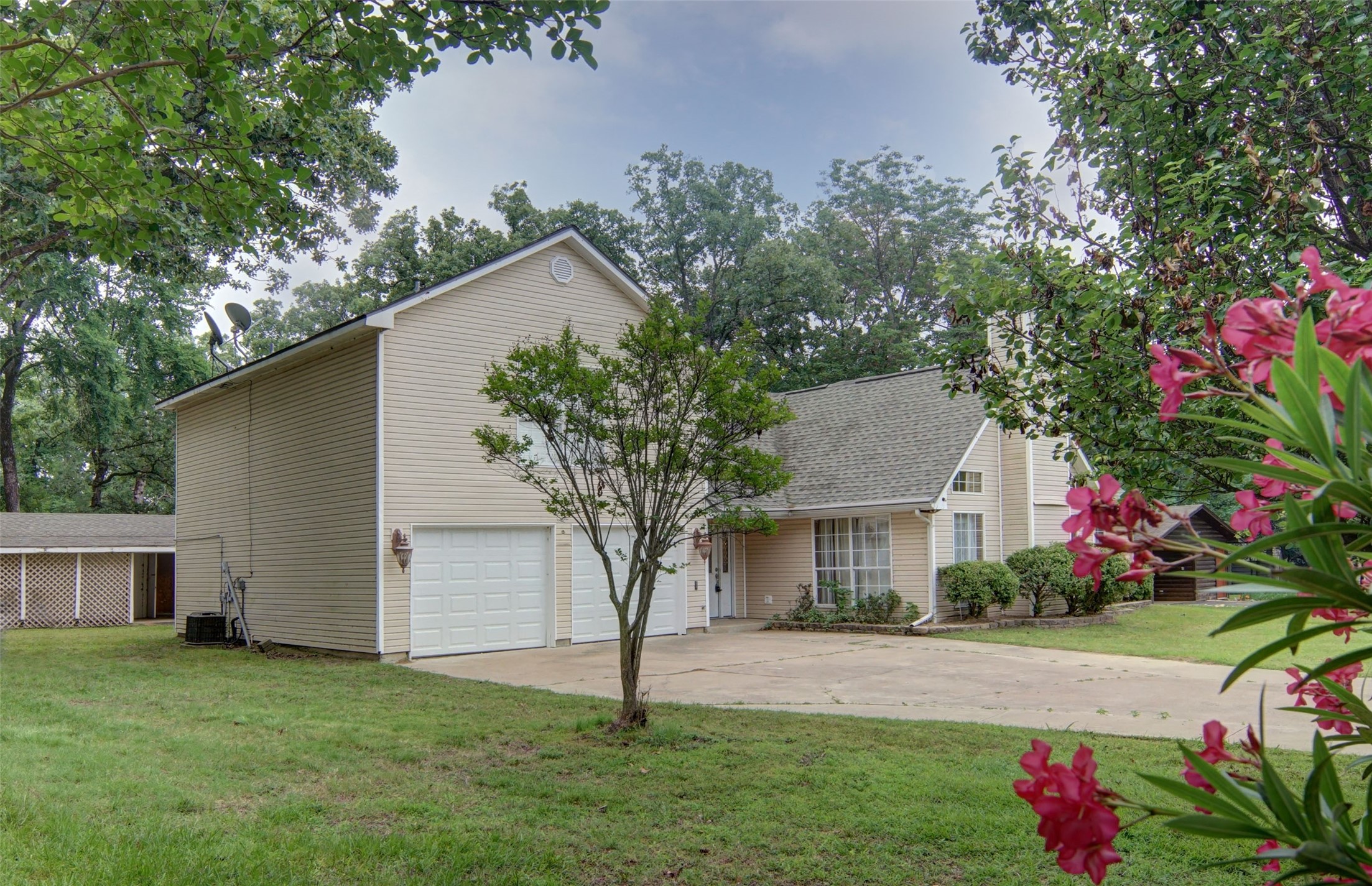 187 County Road 1997 Yantis TX 75497