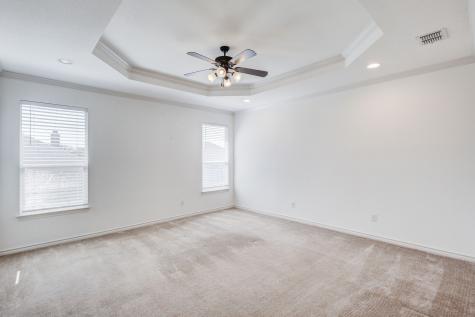 909 Grant Street Burleson TX 76028
