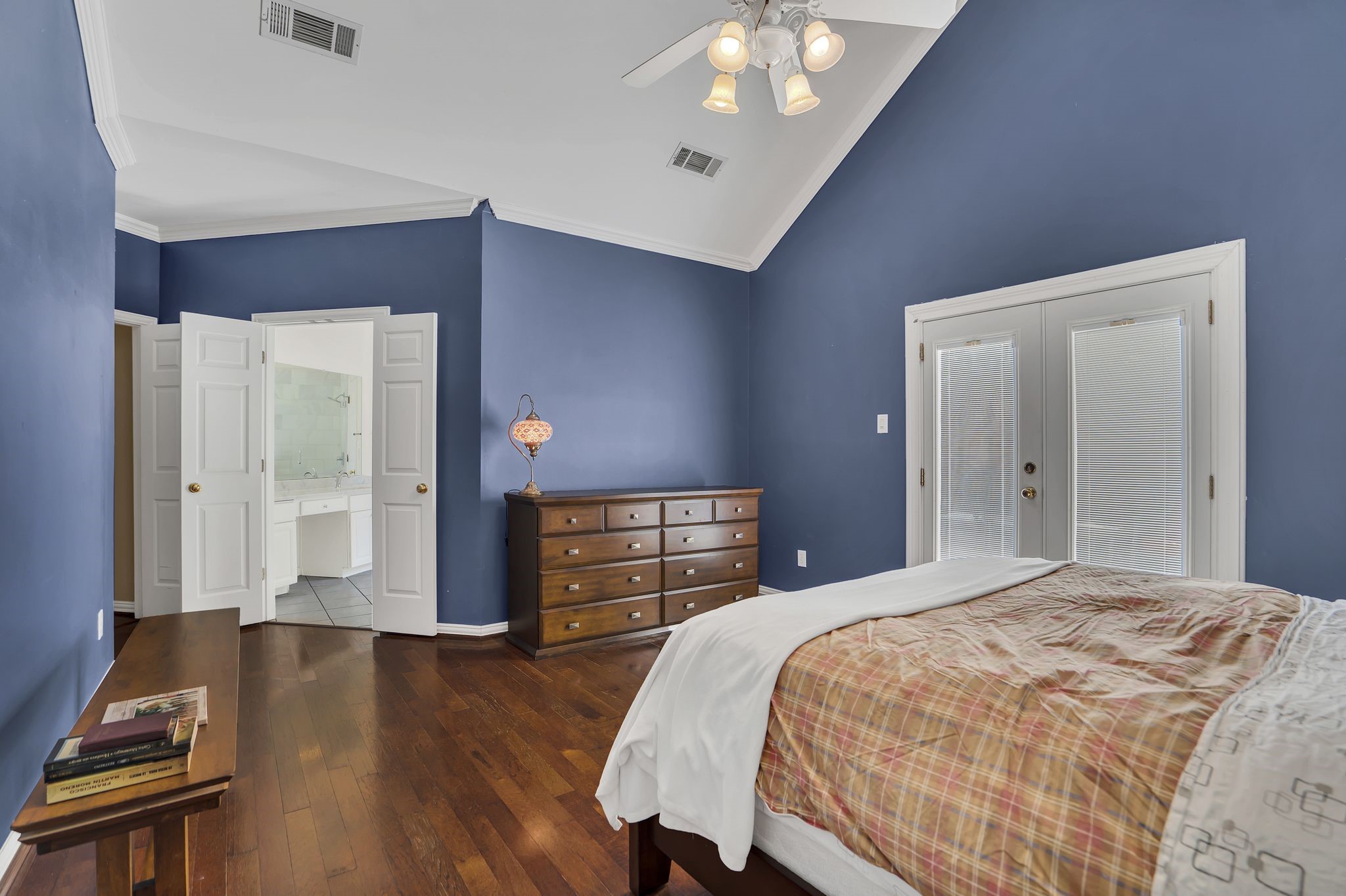 2630 Lakeforest Court Dallas TX 75214
