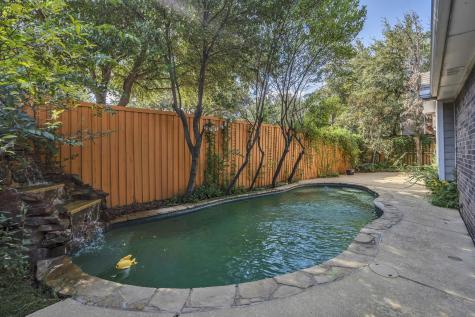 2630 Lakeforest Court Dallas TX 75214