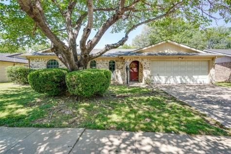 712 Ruidoso Drive Saginaw TX 76179