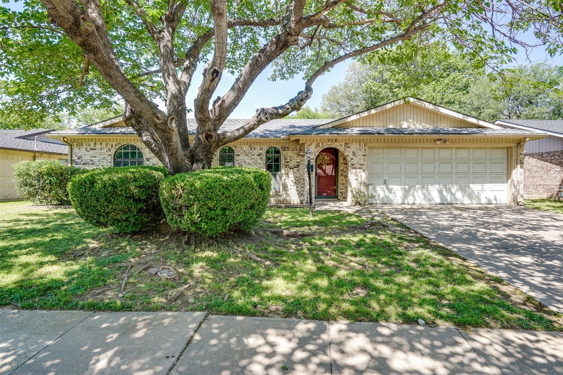 712 Ruidoso Drive Saginaw TX 76179