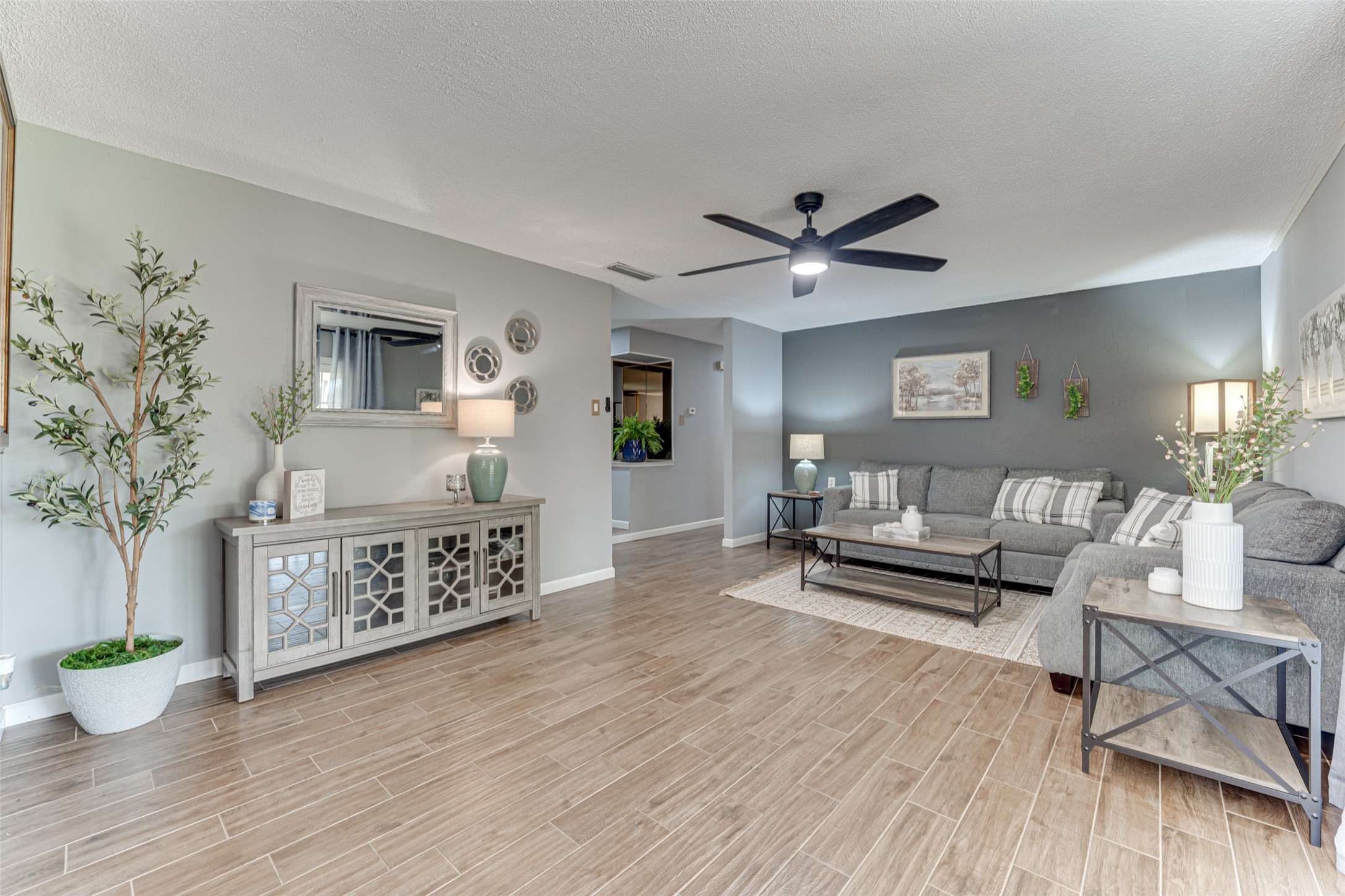 514 Shorehaven Drive Garland TX 75040