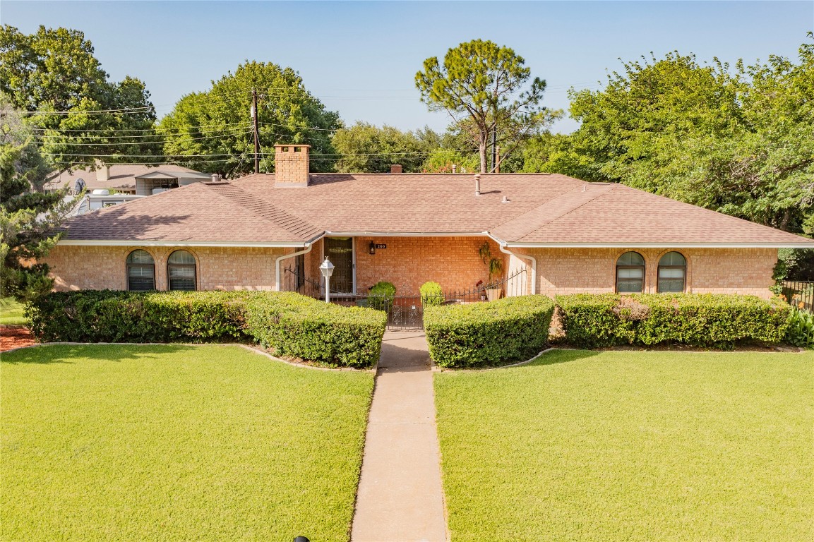 200 Buckingham Drive Denton TX 76209