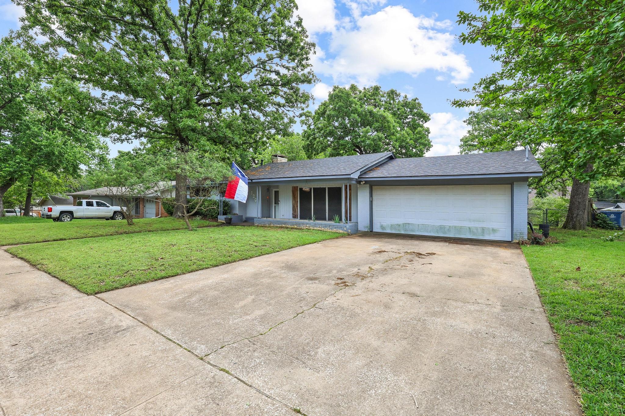 120 Mark Drive Denison TX 75021