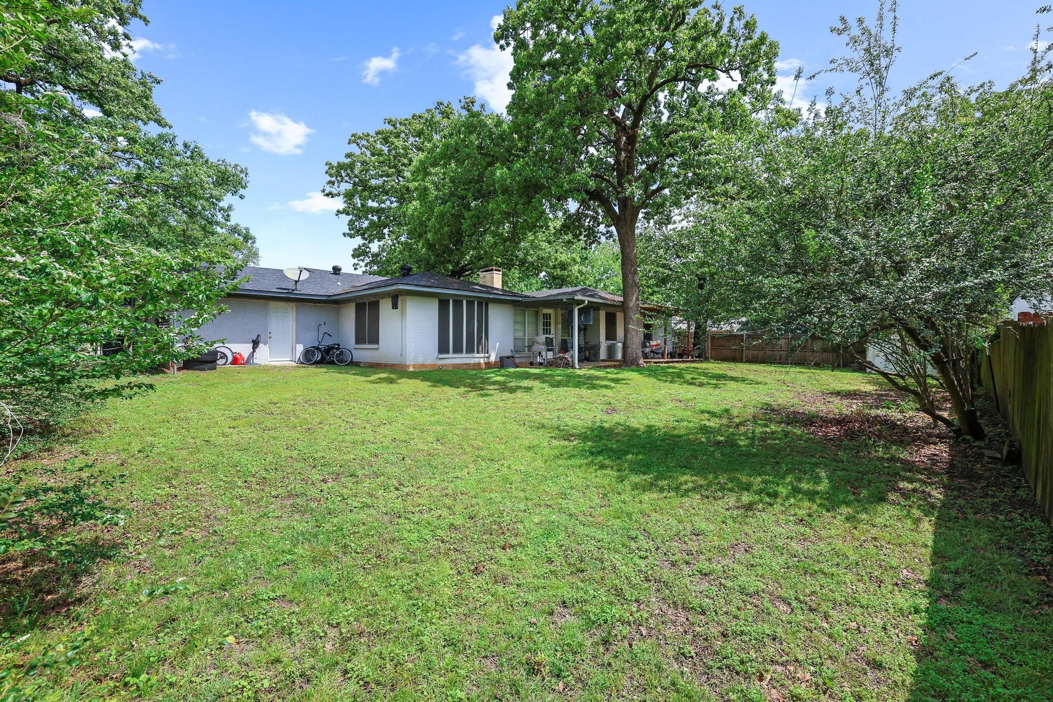 120 Mark Drive Denison TX 75021