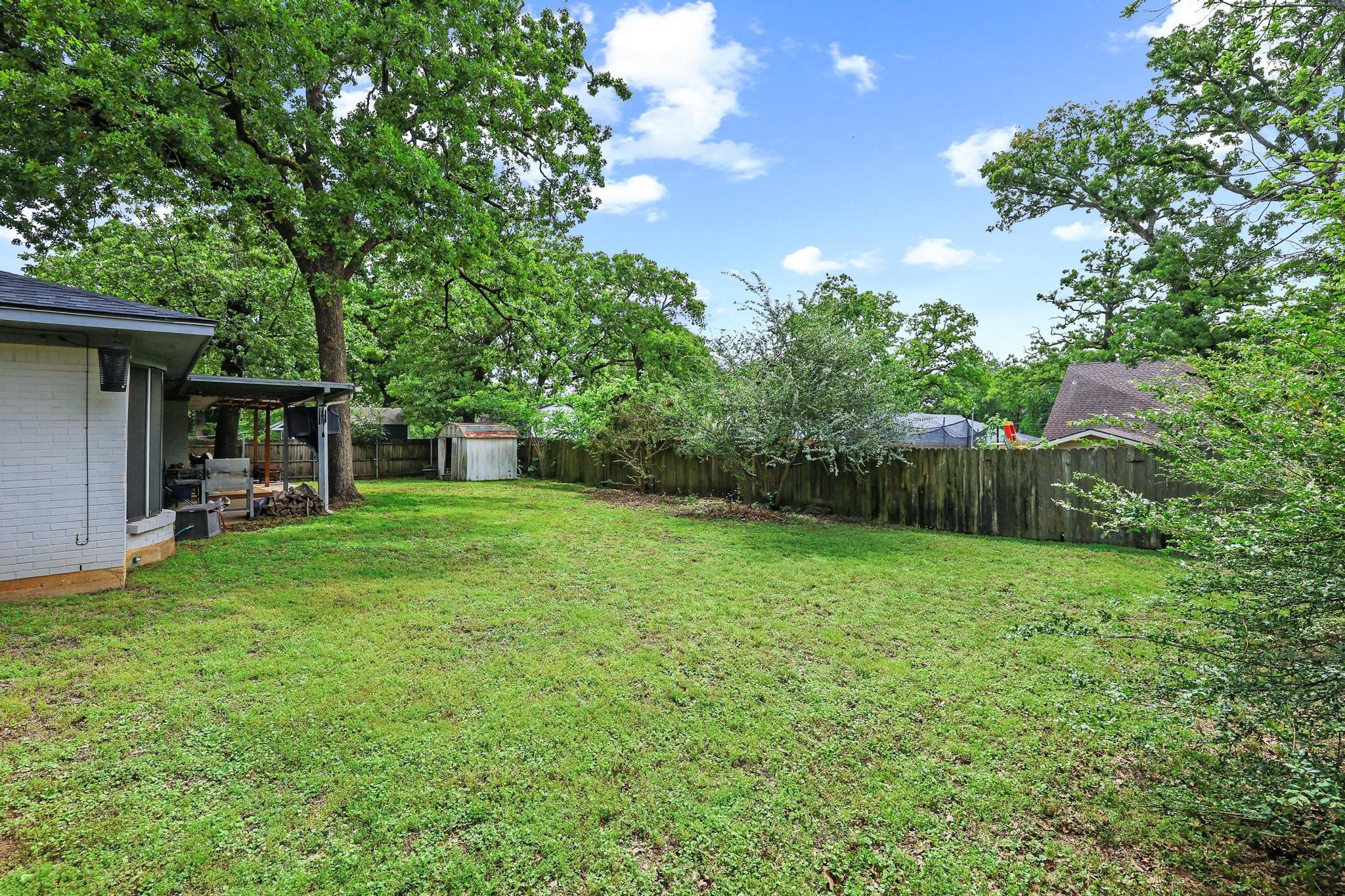 120 Mark Drive Denison TX 75021