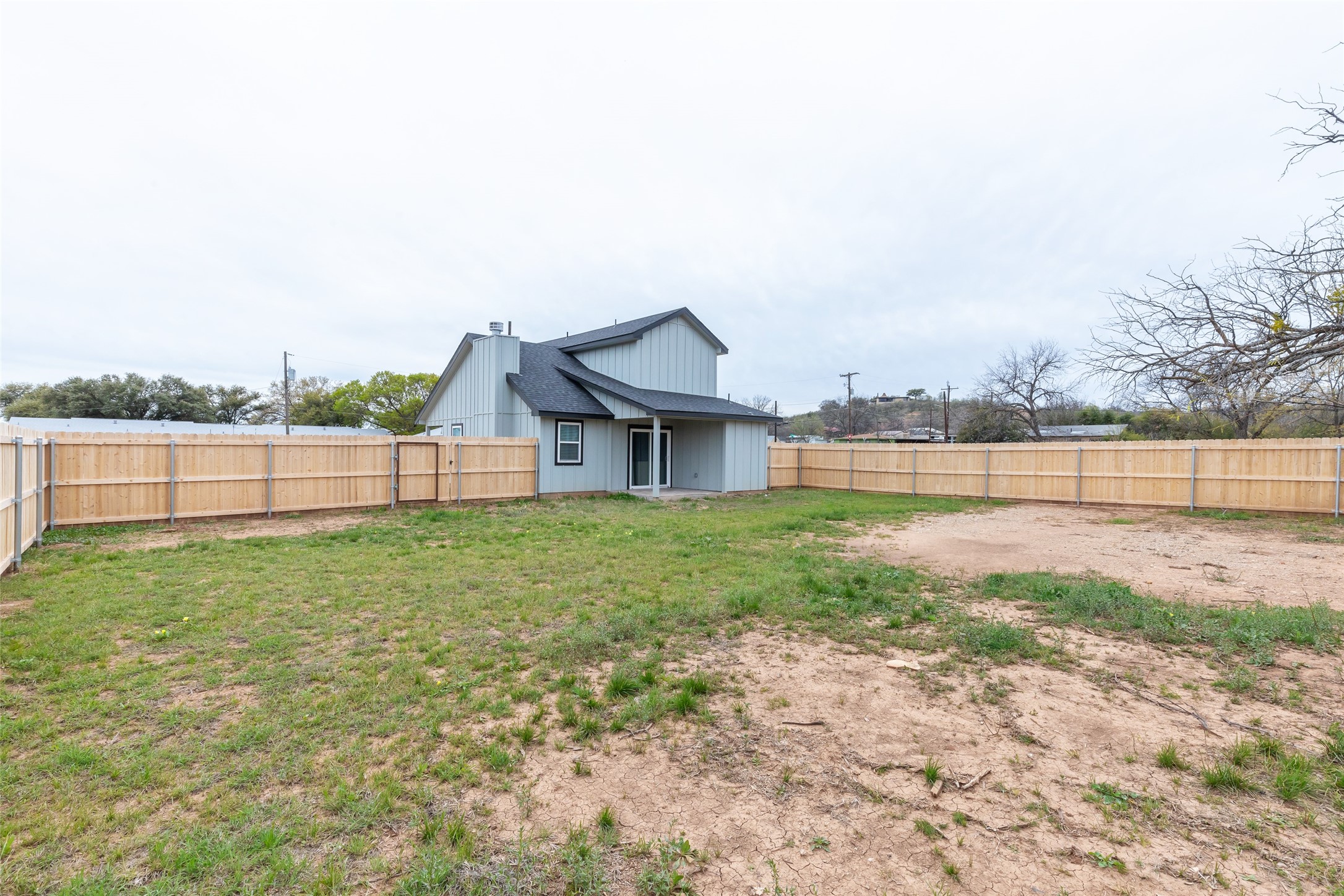 708 W 1st Street Coleman TX 76834