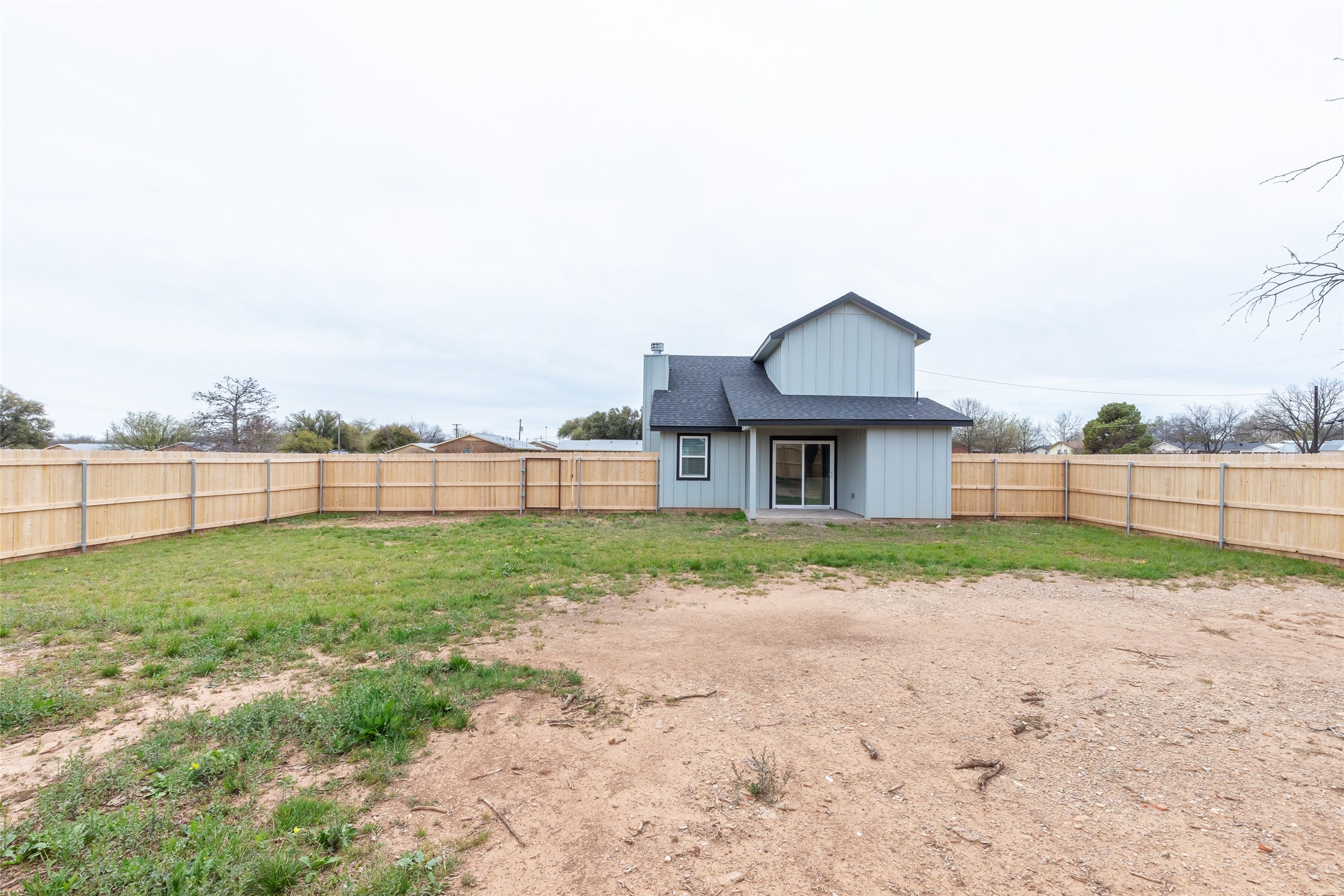 708 W 1st Street Coleman TX 76834