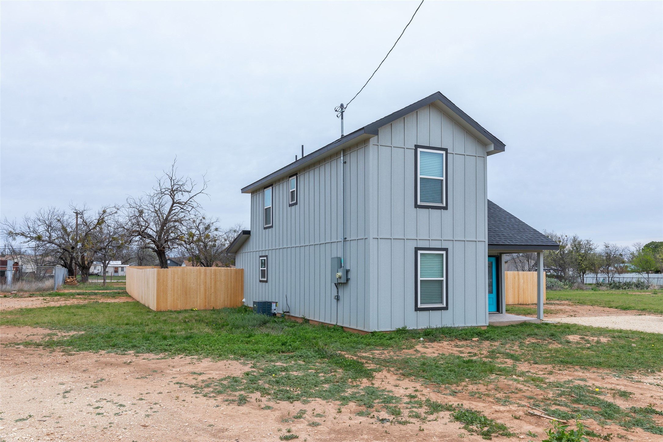 708 W 1st Street Coleman TX 76834