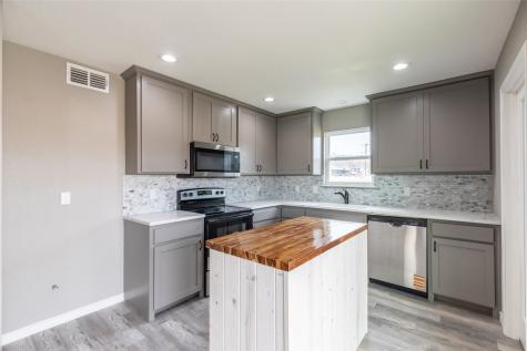 708 W 1st Street Coleman TX 76834
