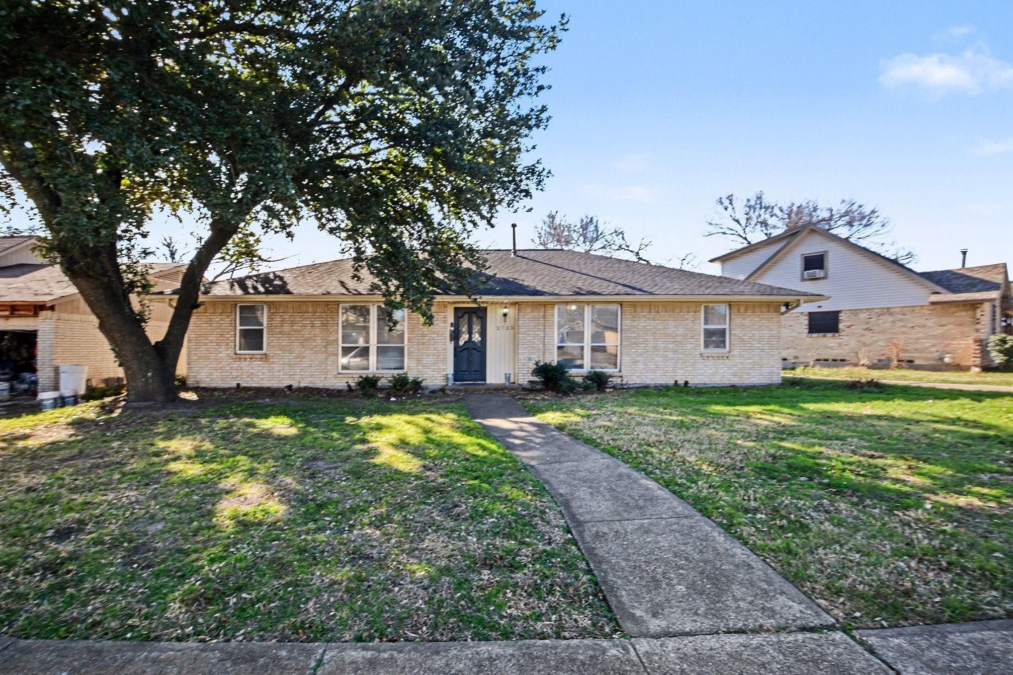 2725 Mark Drive Mesquite TX 75150