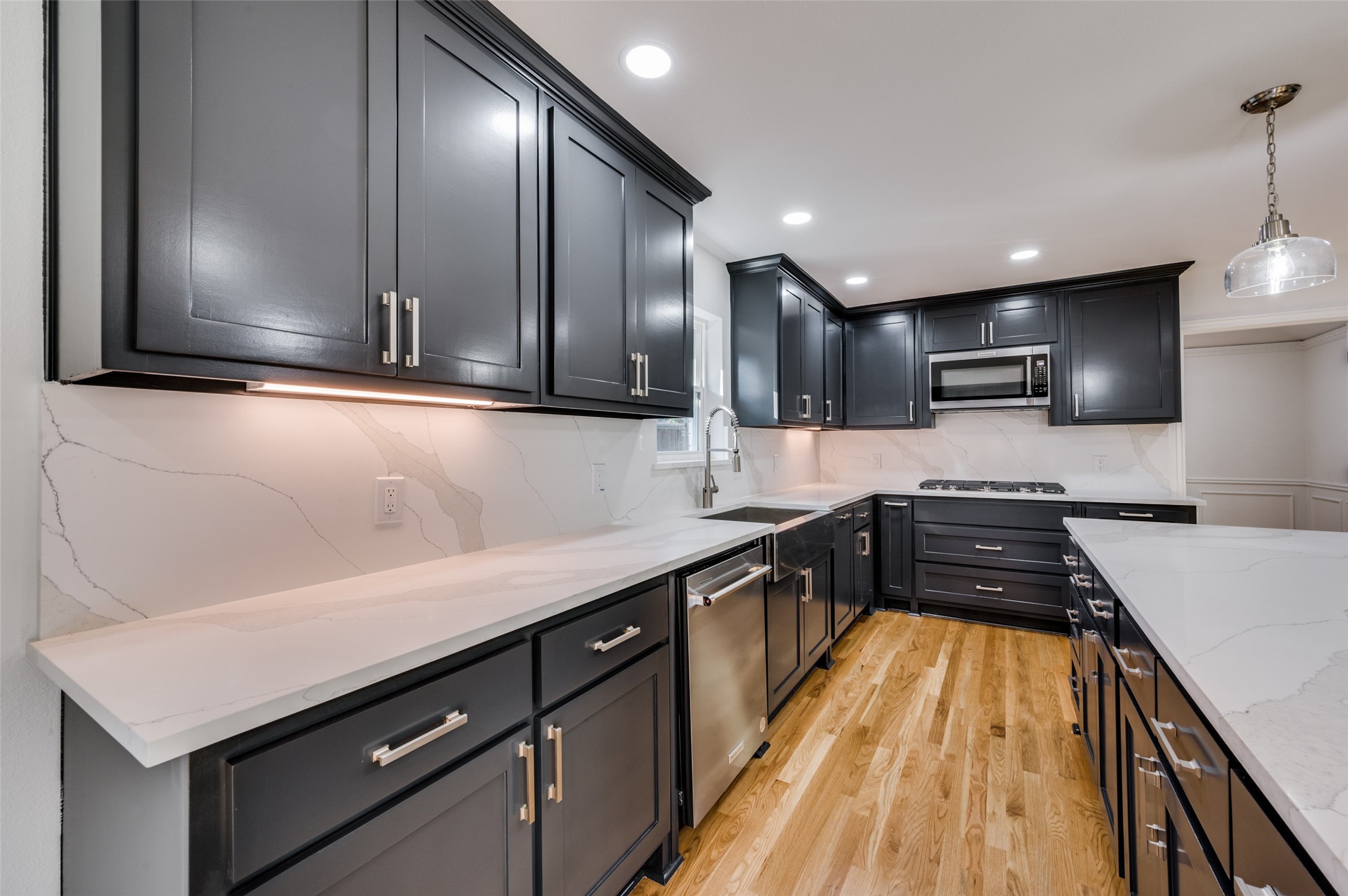 7018 Deloache Dallas TX 75225
