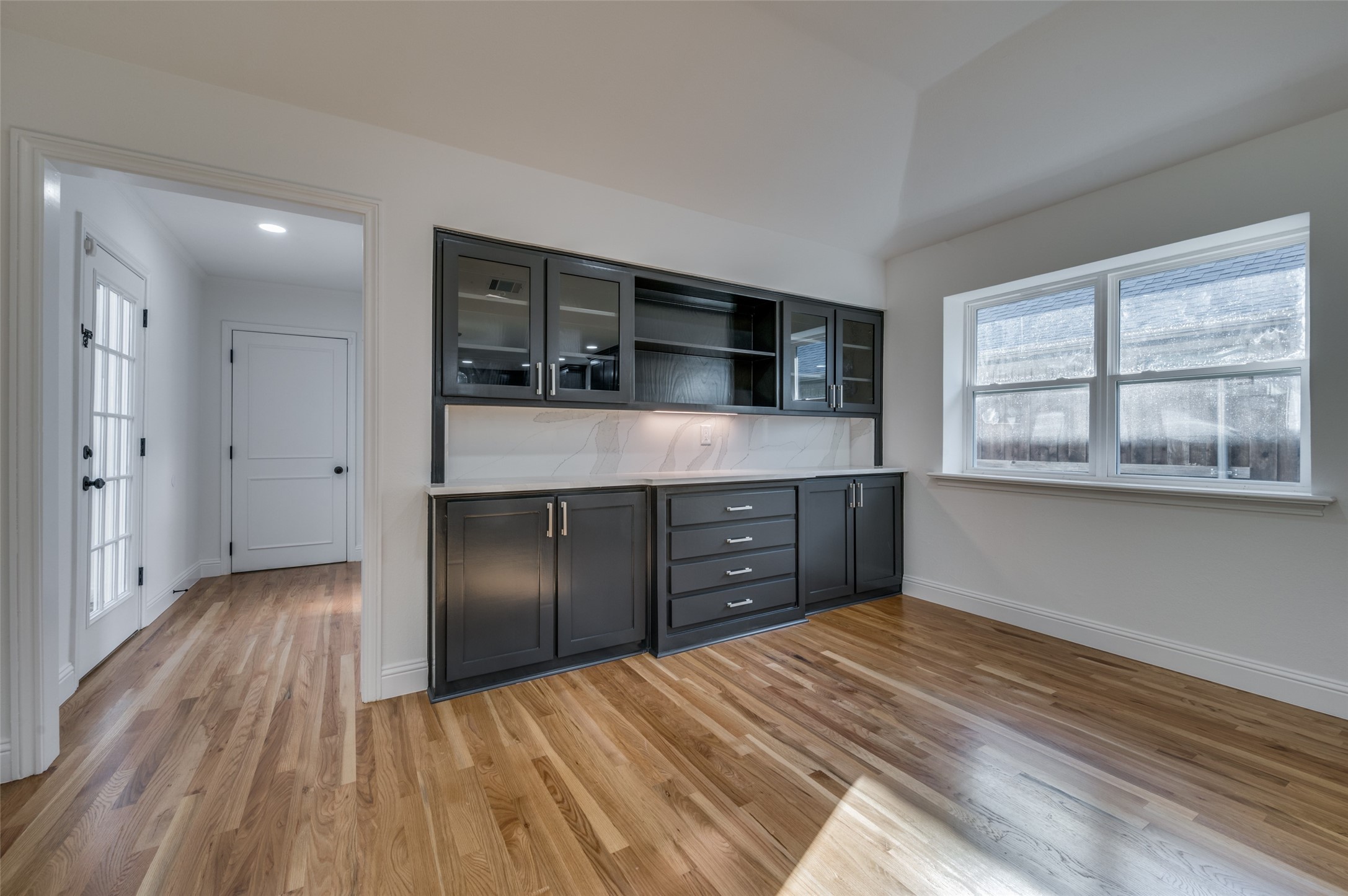 7018 Deloache Dallas TX 75225