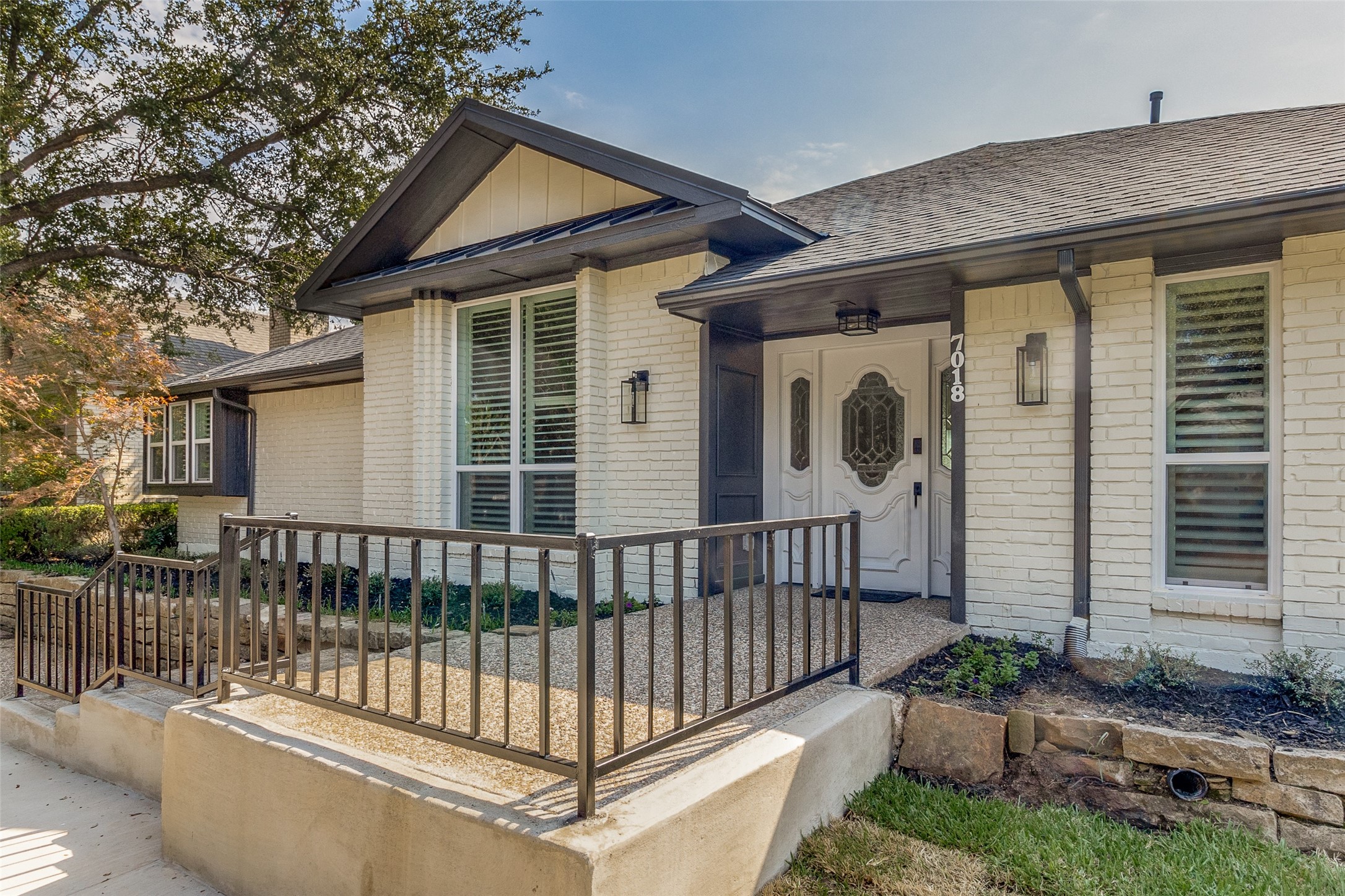 7018 Deloache Dallas TX 75225