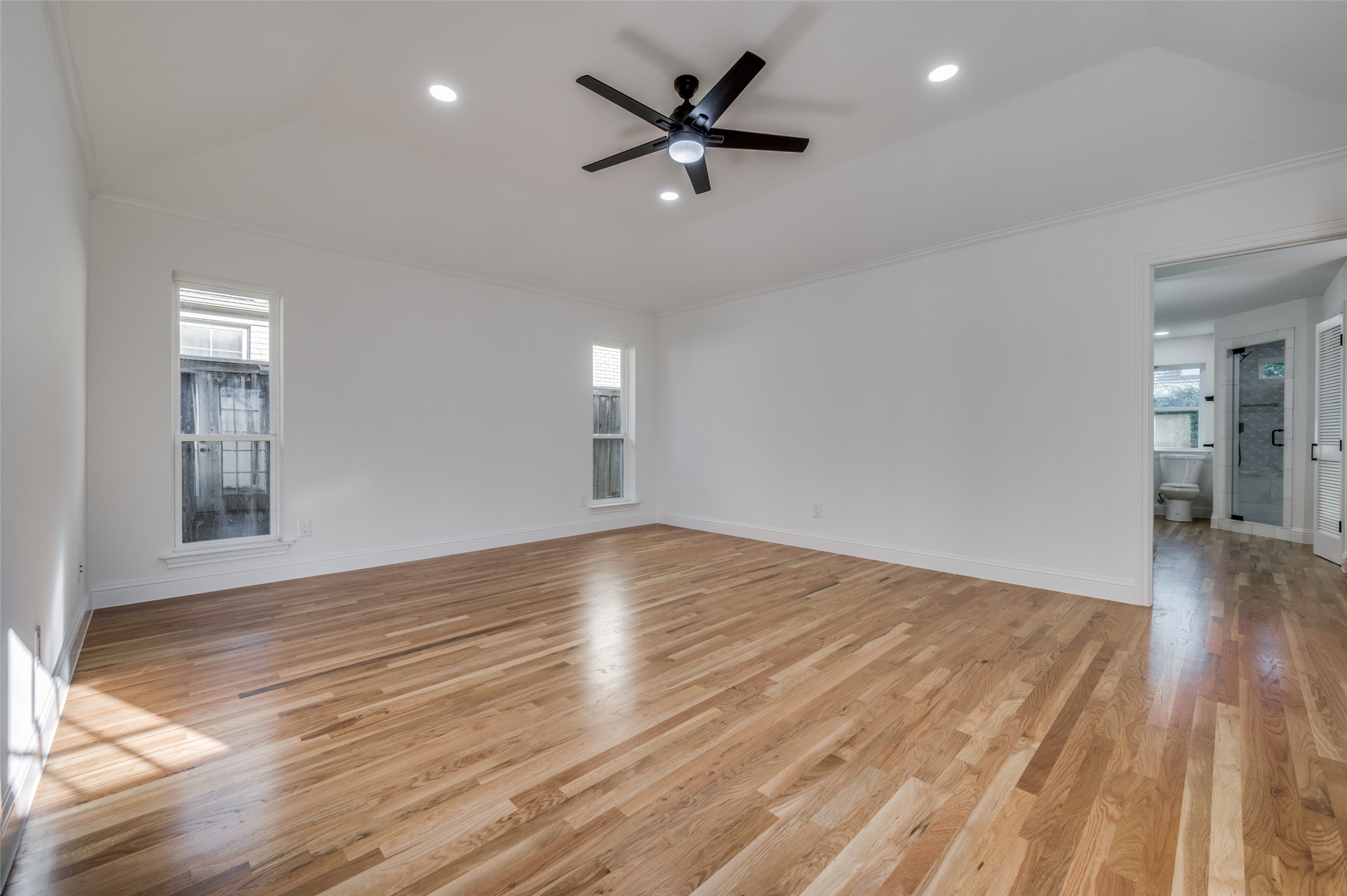 7018 Deloache Dallas TX 75225